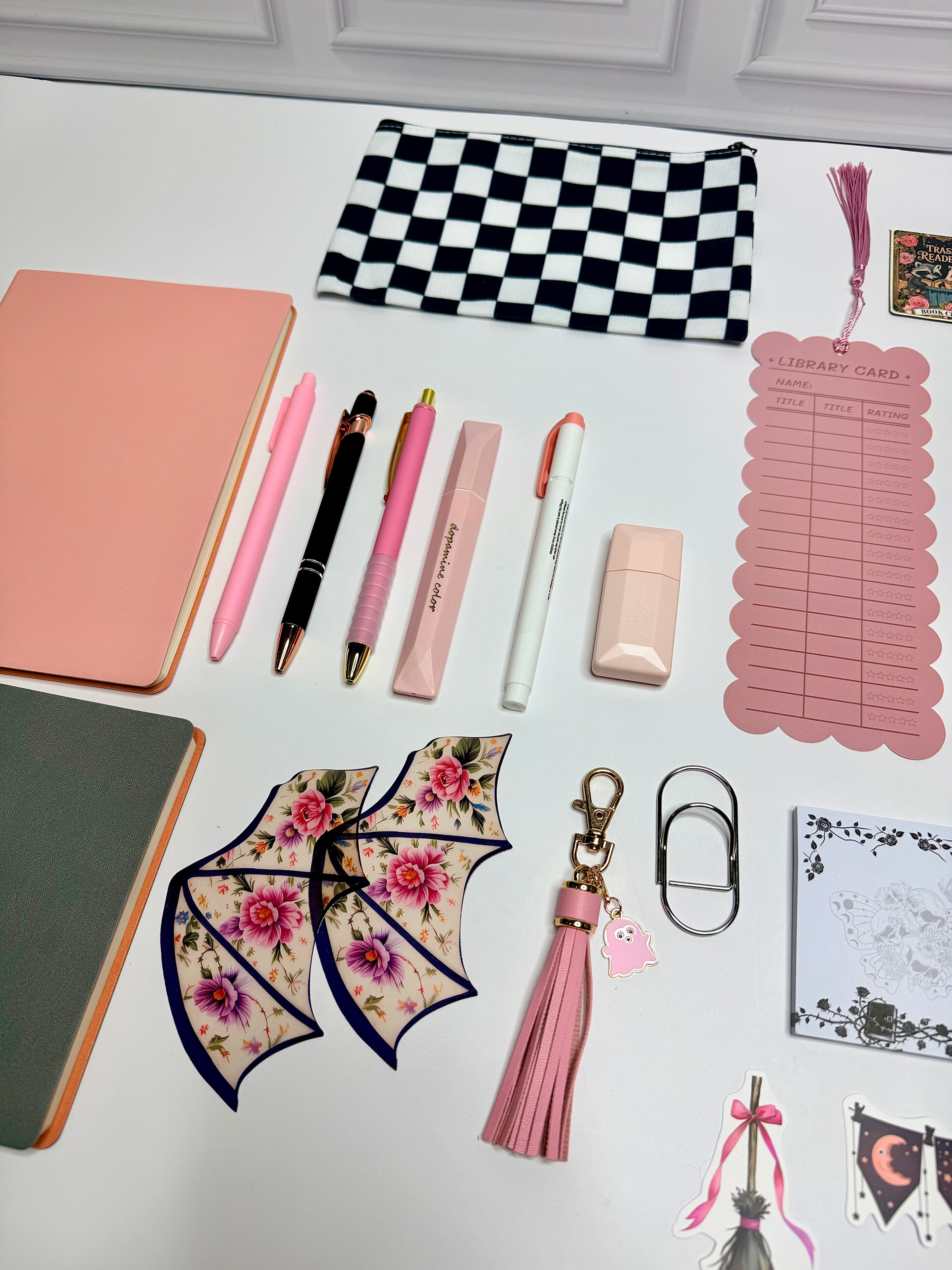 Designers Special - Peek A Boo