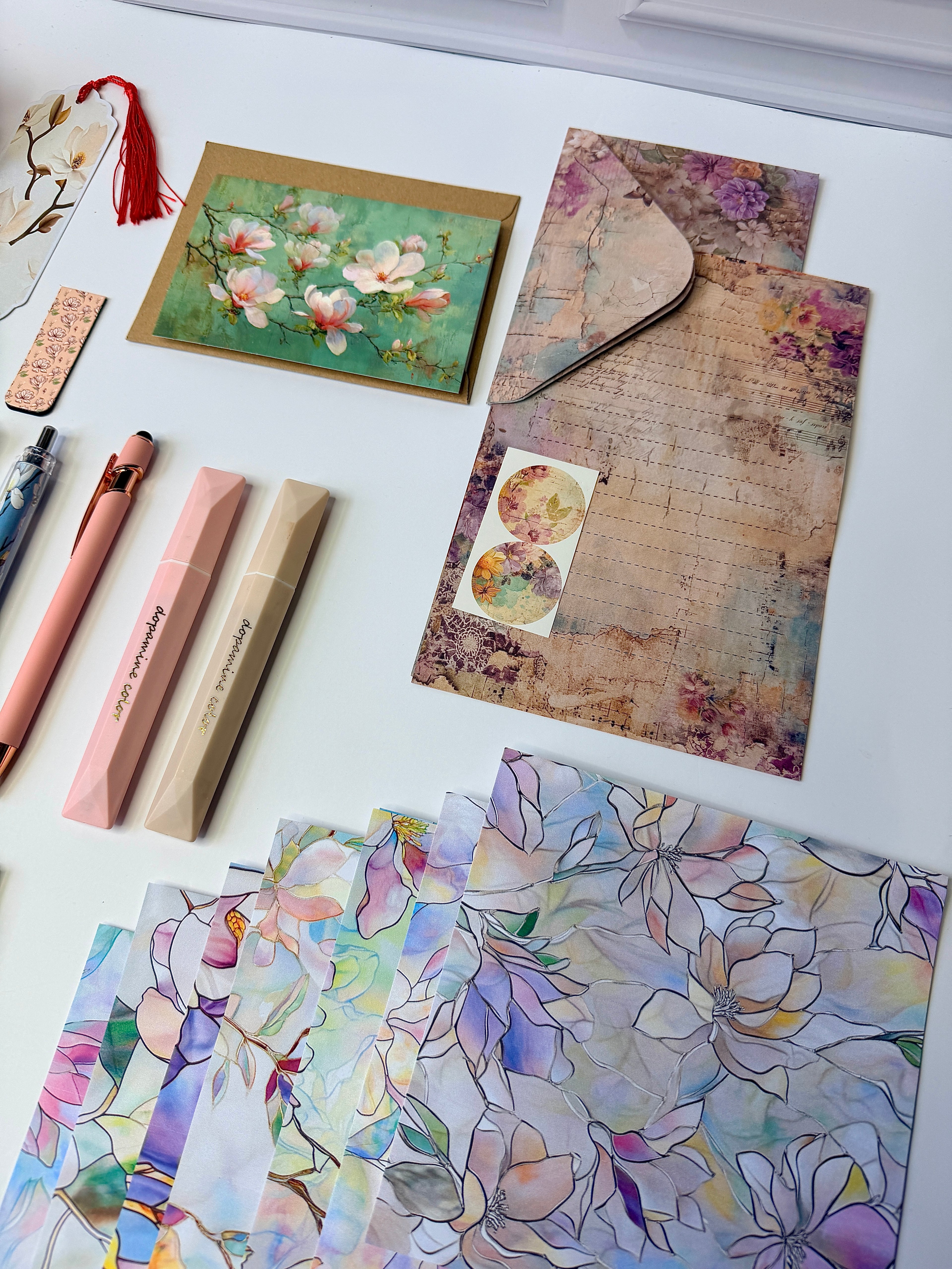 Gilded Collection - Antique Magnolia