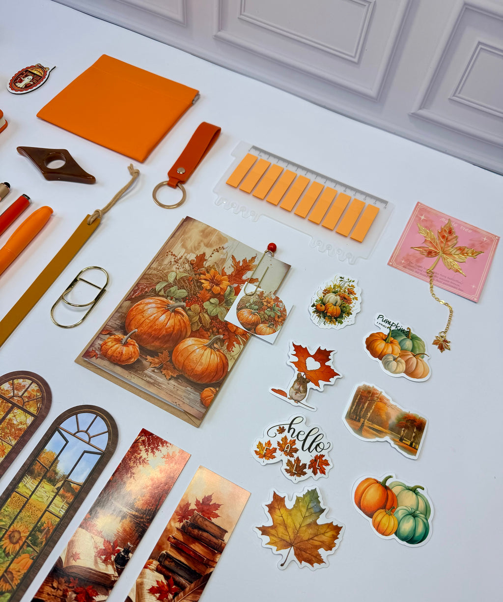 Book Spice & Everything Nice - 2 Color Options